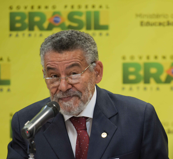 Resultado de imagem para professor tomaz aroldo