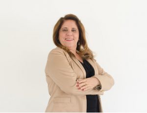 Em obra, Joanna d'Arc Sales explica como ter liderança inspirada e pautada em valores e propósito