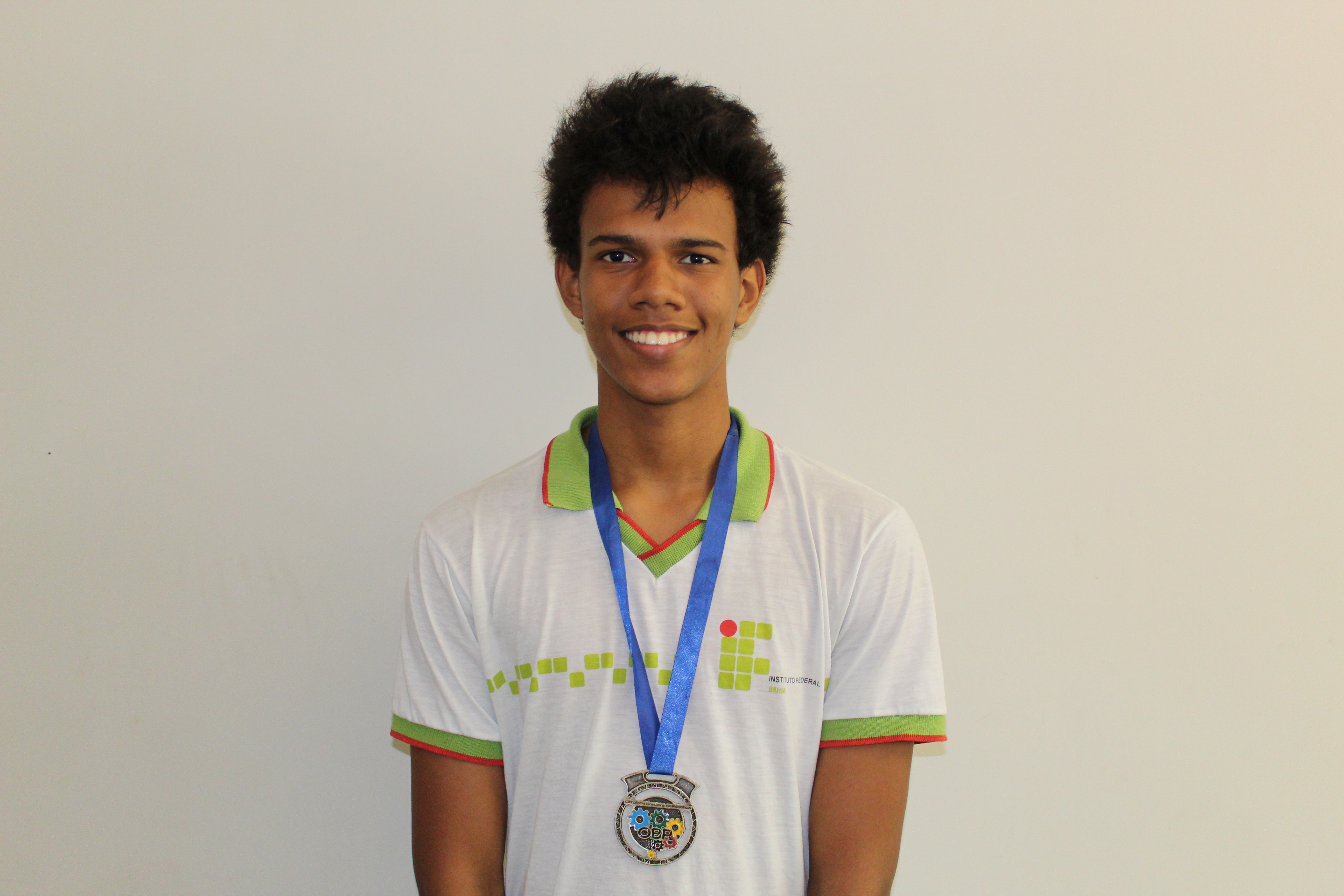Estudante do Campus Jacobina do IFBA conquista medalha na Olimpíada Brasileira de Robótica