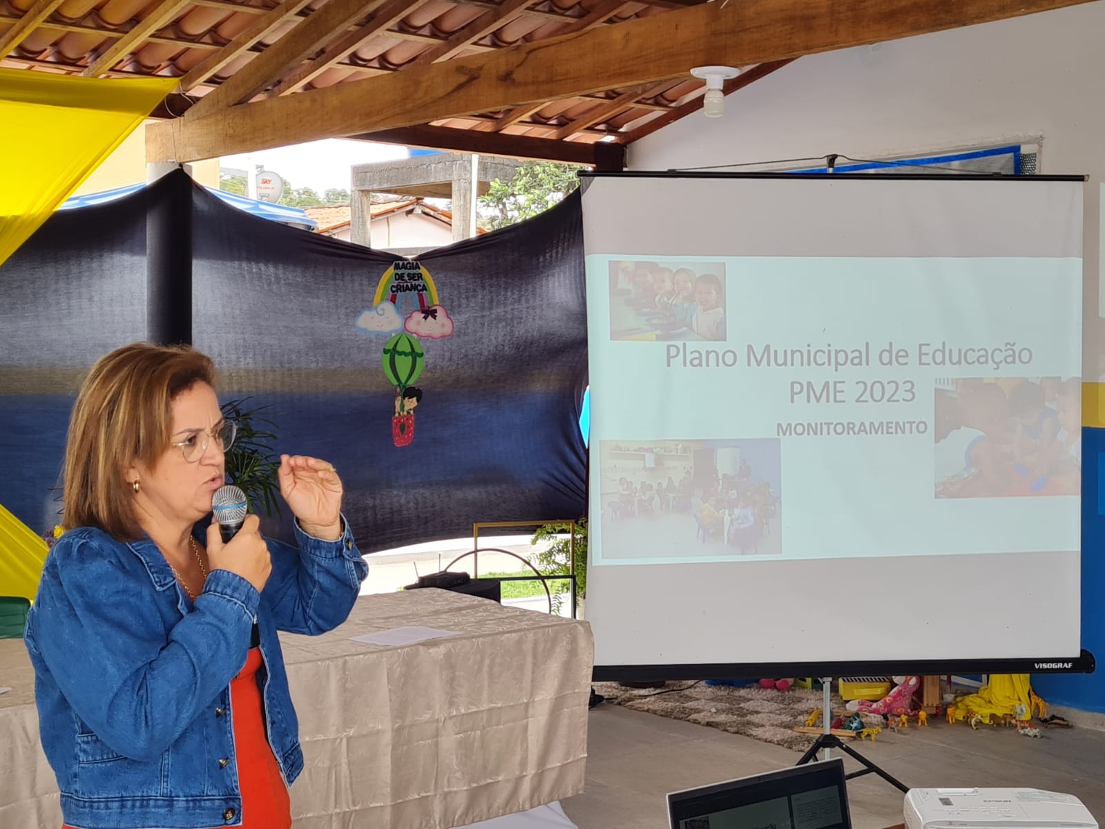 Prefeitura de Caém promove formação para gestores da educação infantil