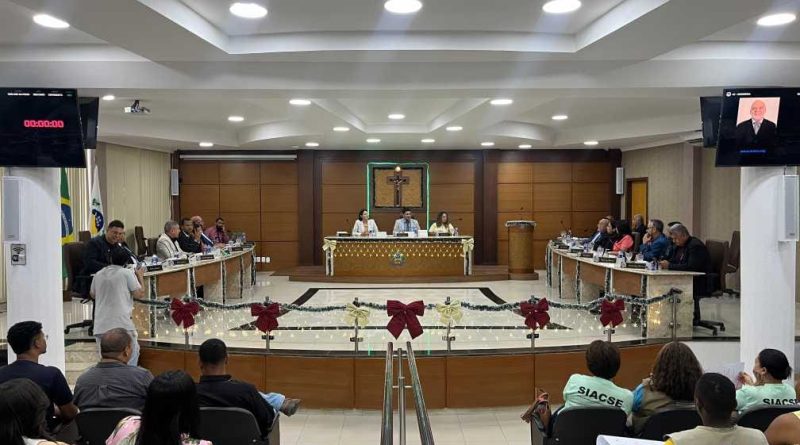 Câmara de Jacobina recebe projeto que prorroga vigência do Plano Municipal de Educação