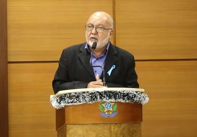 Carlos de Deus propõe Moção de Aplauso pelos 38 anos da Academia Jacobinense de Letras
