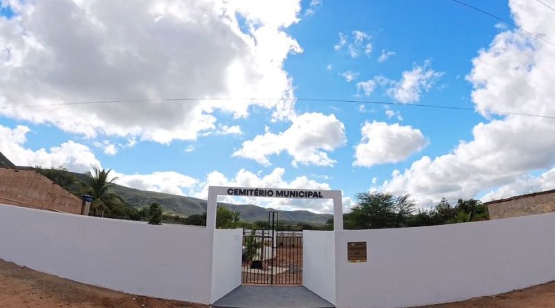 Prefeitura de Umburanas conclui construção de muro no cemitério de São José