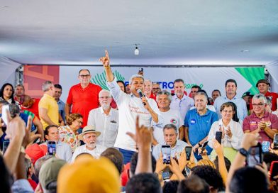 Jerônimo Rodrigues defende escuta popular durante encontro regional em Jacobina