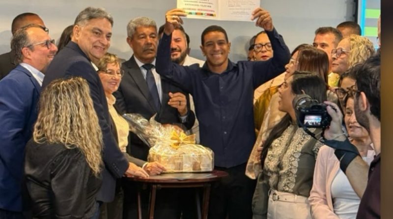“Uma luta de muitos anos”, afirma Thiago da Caatinga sobre obra de asfaltamento até Taquarendi