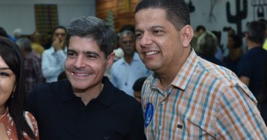 ACM Neto destaca liderança de Laércio Júnior e diz contar com prefeito em futuro governo: “Vou precisar de você do meu lado”