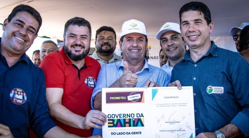Conquista histórica: Umburanas assina ordem de serviço para pavimentação de importantes trechos rurais