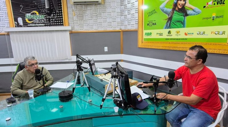 Durante entrevista prefeito Arnaldinho garante, ‘Caém está pronta para o Arraiá do Papagaio 2026’