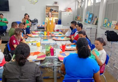 Projeto leva vivências musicais e arte para jovens neurodivergentes da rede pública de ensino com apoio da Jacobina Mineração Pan American Silver