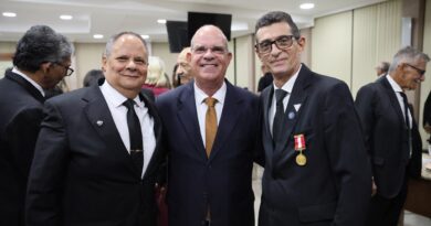 Juliano Cruz defende representação de Jacobina na Assembleia Legislativa durante sessão em homenagem ao Dia do Maçom