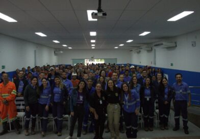 NEAM realiza ação de prevenção à violência contra a mulher na Jacobina Mineração durante Agosto Lilás