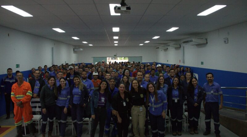 NEAM realiza ação de prevenção à violência contra a mulher na Jacobina Mineração durante Agosto Lilás
